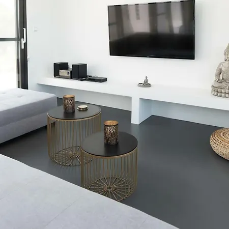 Villa Anicca *