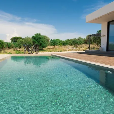 Anicca Villa